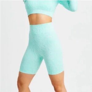 AYBL Activewear Animal Print Seamless Bike Shorts Size Medium Turquoise Blue